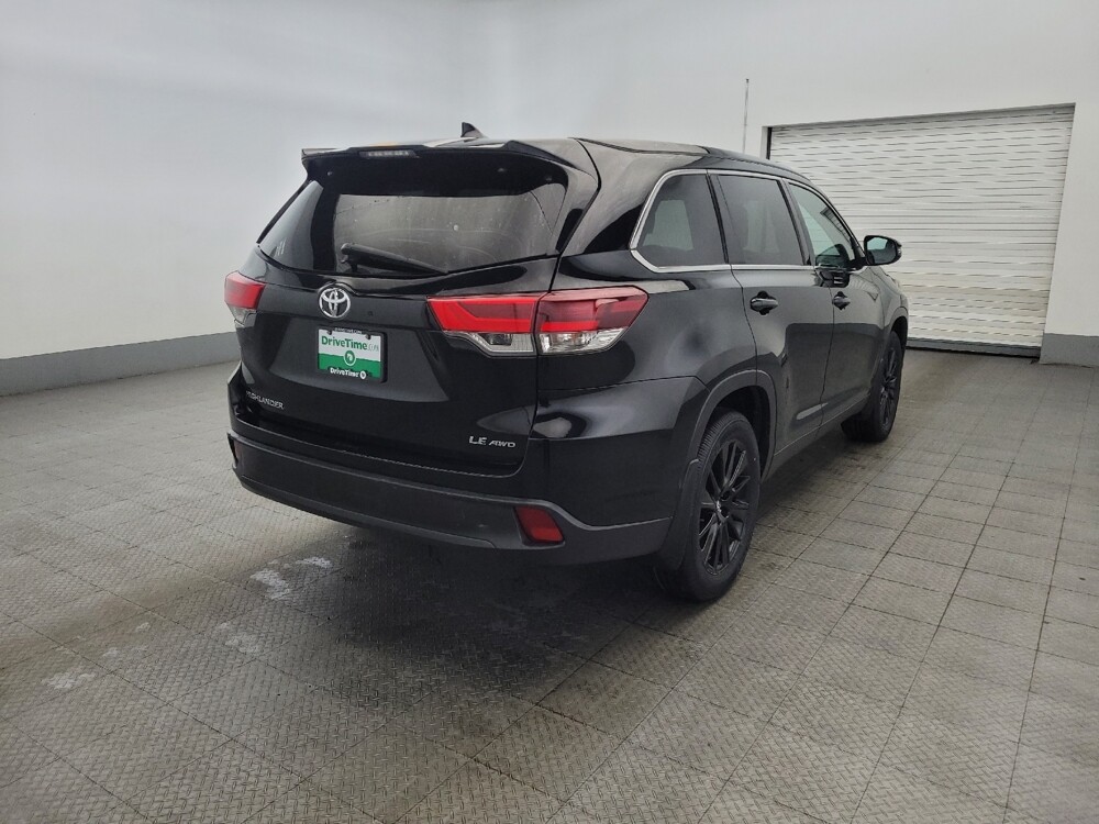 2019 Toyota Highlander in Richmond, VA 23235 - 18091299 9