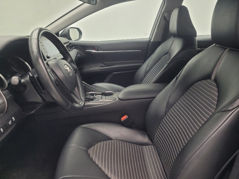 2022 Toyota Camry in Indianapolis, IN 46219 - 18091301 17