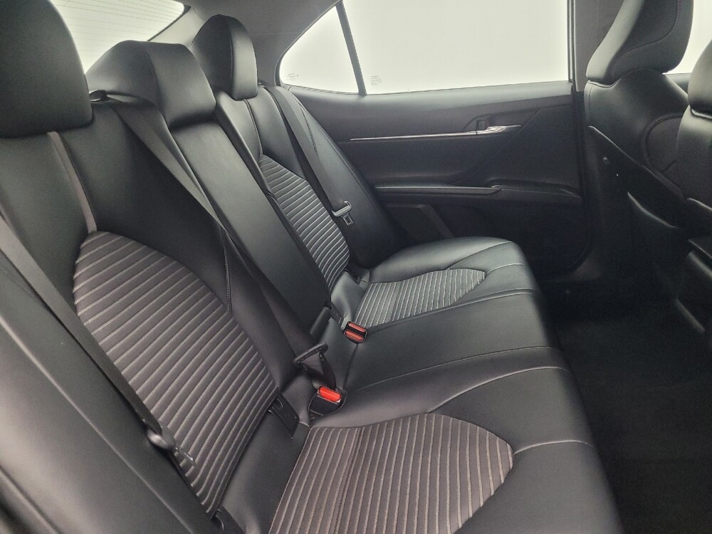 2022 Toyota Camry in Indianapolis, IN 46219 - 18091301 19