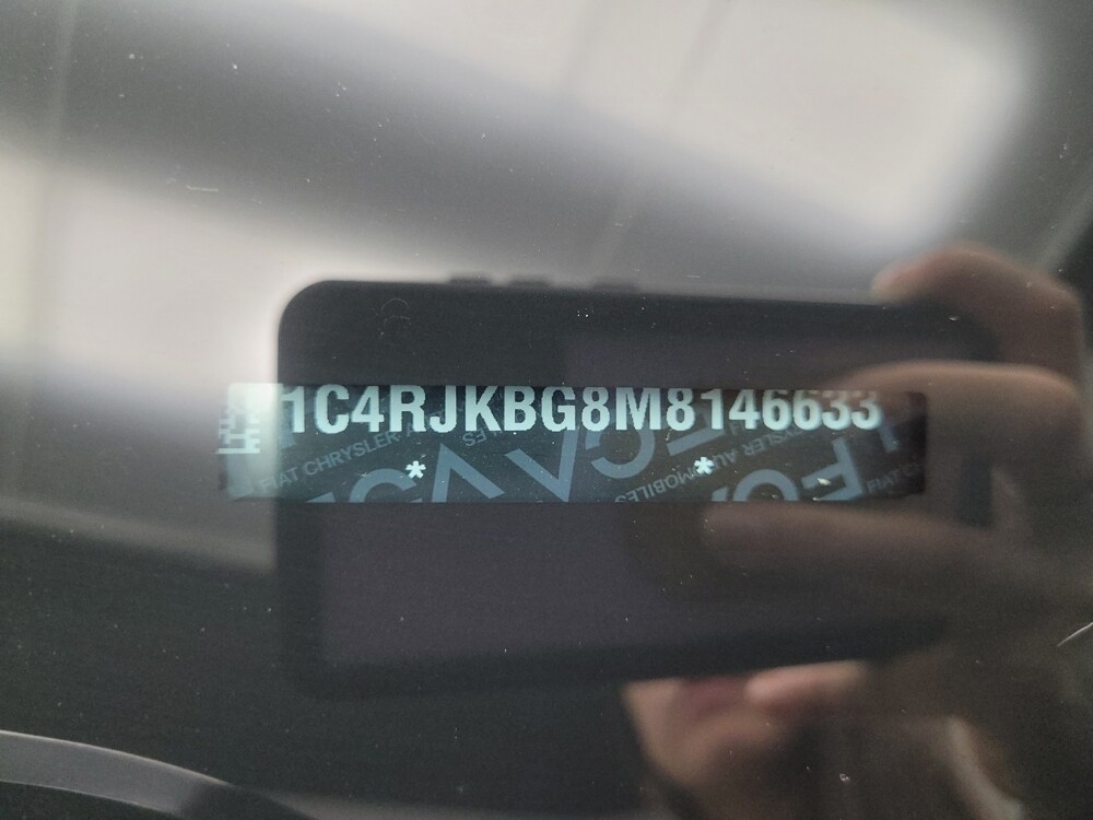 2021 Jeep Grand Cherokee L in Indianapolis, IN 46219 - 18091306 33