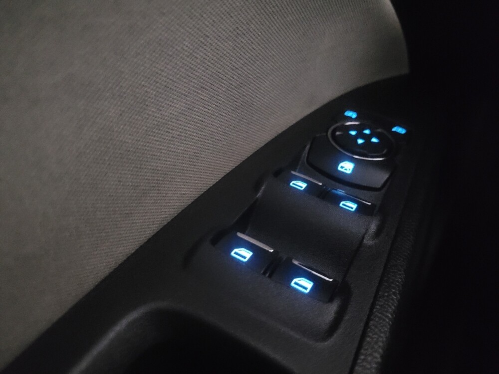 2018 Ford Fusion in Marietta, GA 30062 - 18091309 27