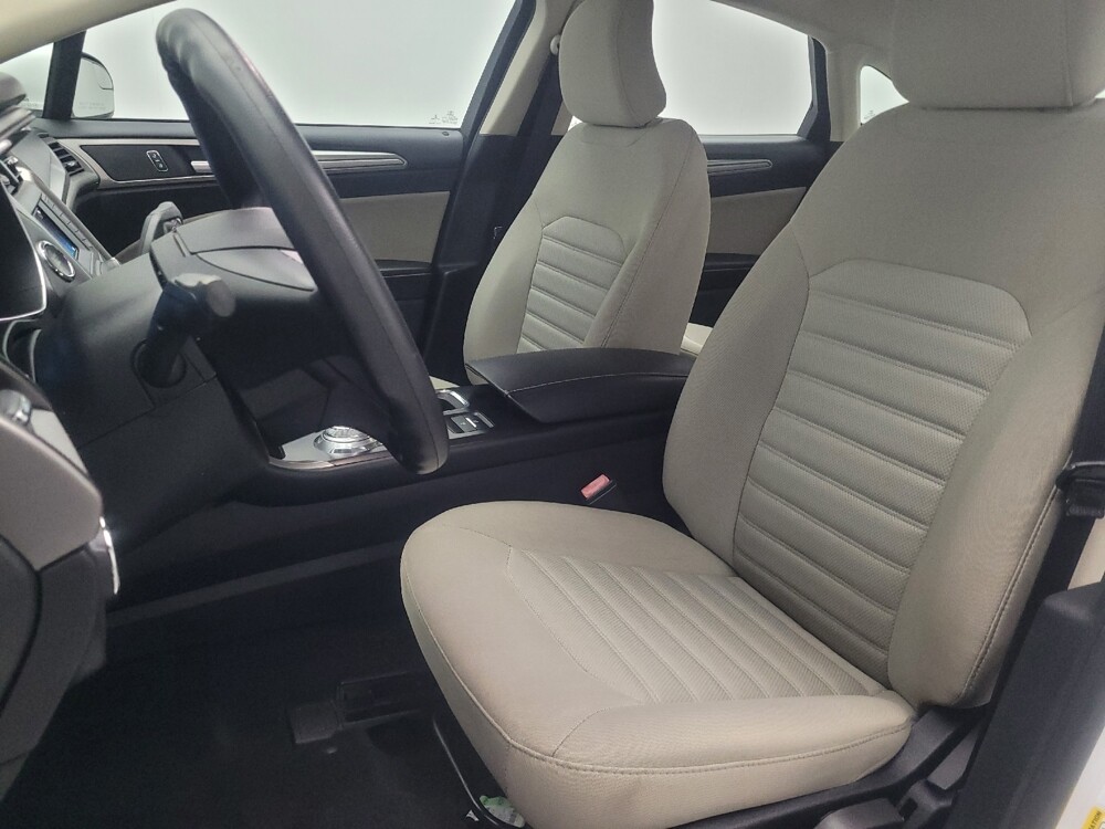 2018 Ford Fusion in Marietta, GA 30062 - 18091309 17