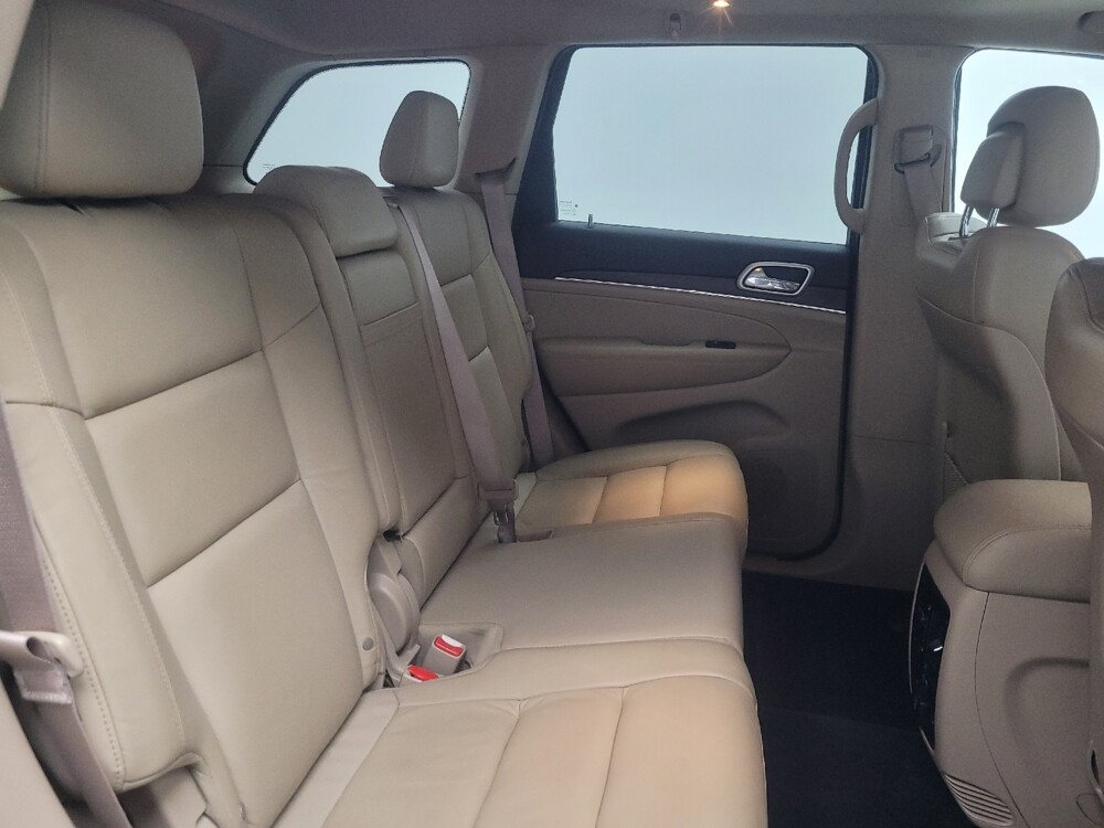 2018 Jeep Grand Cherokee in Indianapolis, IN 46222 - 18091312 19