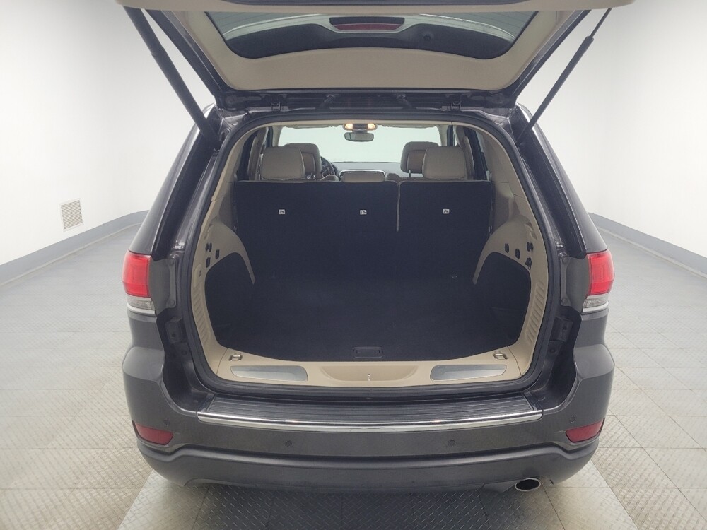 2018 Jeep Grand Cherokee in Indianapolis, IN 46222 - 18091312 29