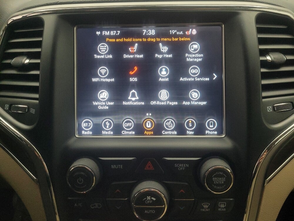 2018 Jeep Grand Cherokee in Indianapolis, IN 46222 - 18091312 25