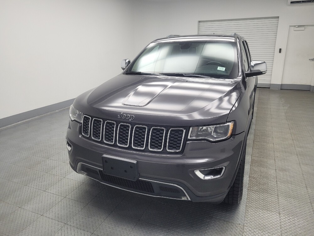 2018 Jeep Grand Cherokee in Indianapolis, IN 46222 - 18091312 15