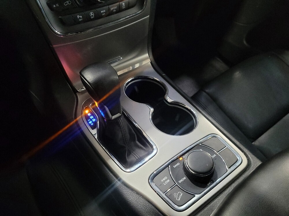 2018 Jeep Grand Cherokee in Pittsburgh, PA 15236 - 18091313 26