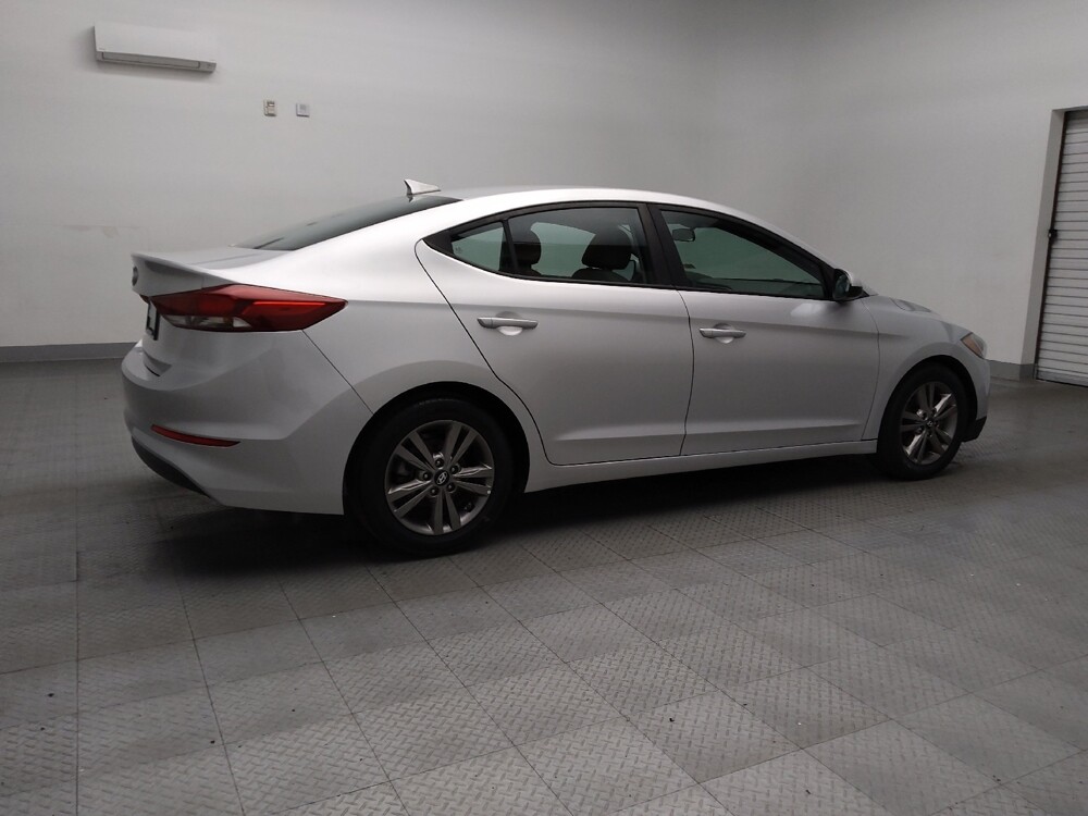 2018 Hyundai Elantra in Oklahoma City, OK 73139 - 18091316 10