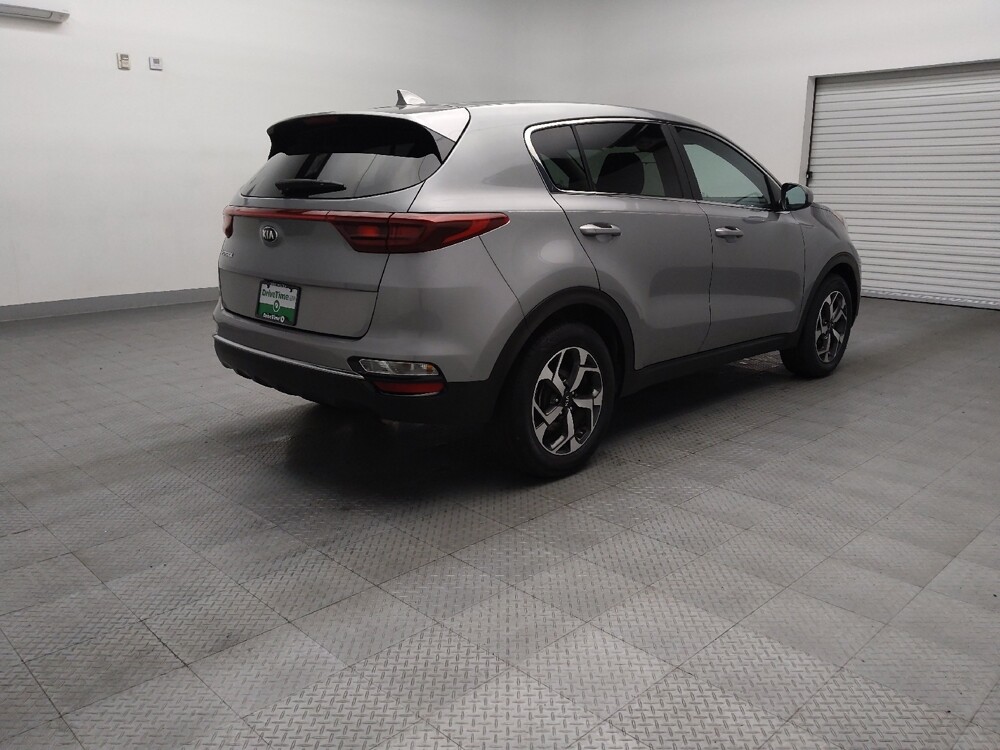 2022 Kia Sportage in Fort Worth, TX 76116 - 18091317 9