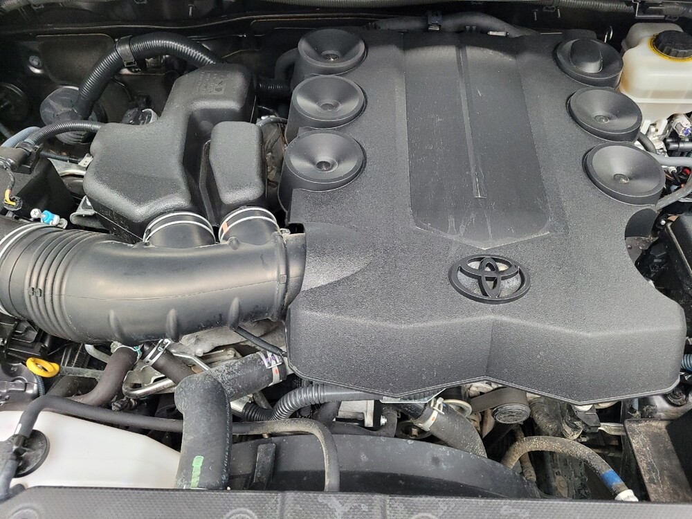 2016 Toyota 4Runner in Antioch, TN 37013 - 18091318 30