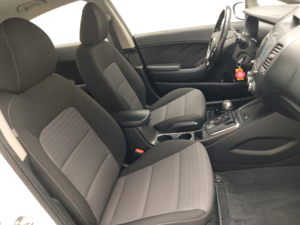 2018 Kia Forte in Augusta, GA 30907 - 18091320 21