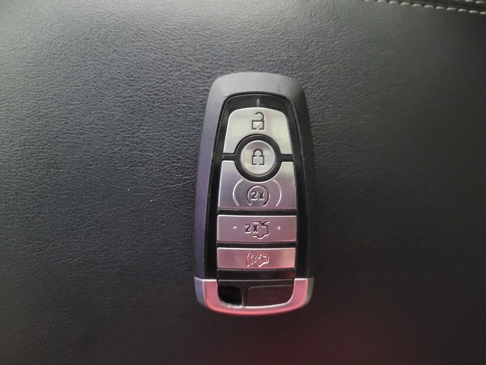 2018 Ford Edge in Jackson, MS 39211 - 18091322 32