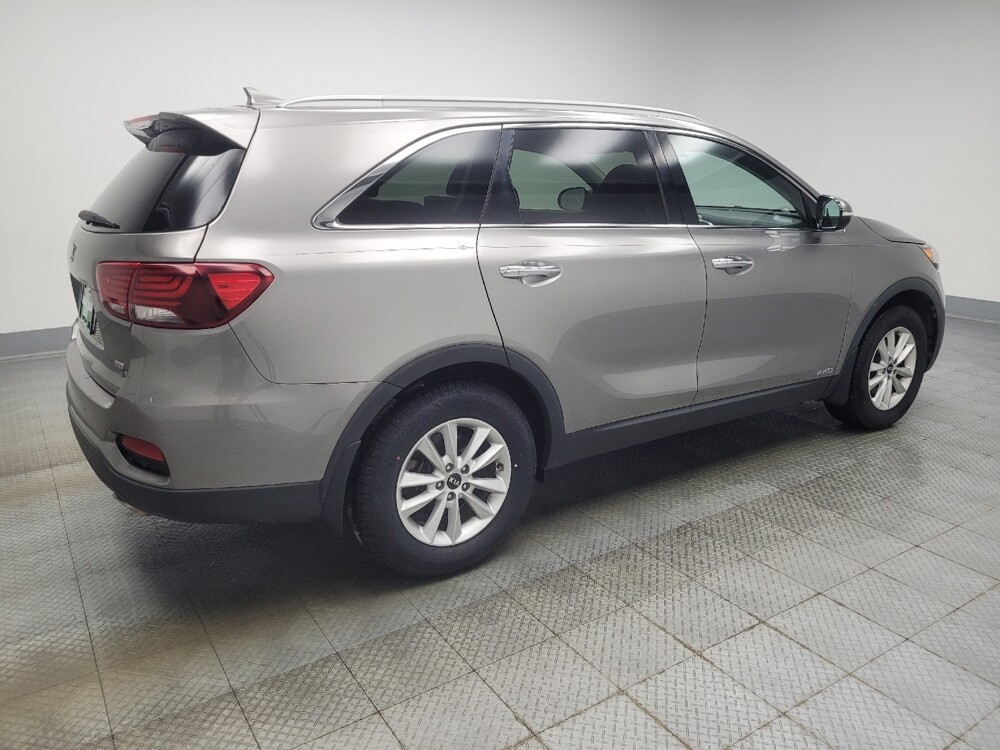 2019 Kia Sorento in Indianapolis, IN 46219 - 18091325 10