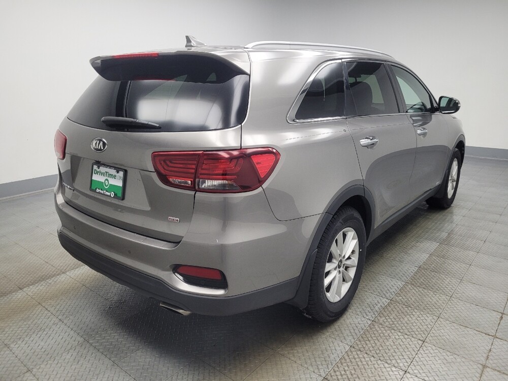 2019 Kia Sorento in Indianapolis, IN 46219 - 18091325 9