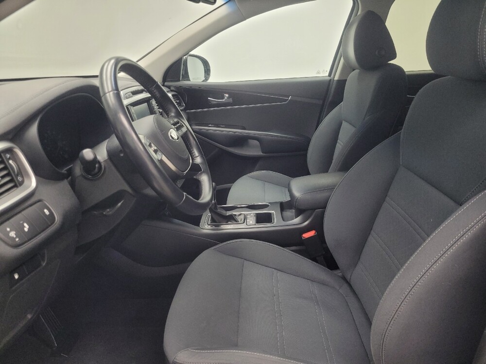 2019 Kia Sorento in Indianapolis, IN 46219 - 18091325 17