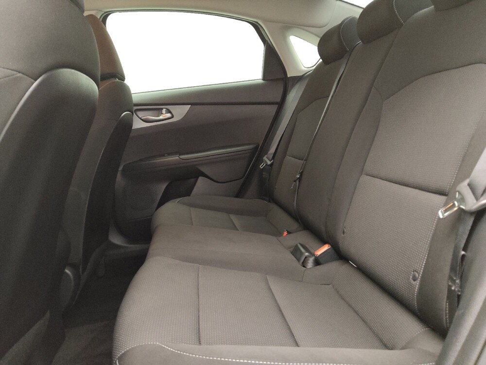 2021 Kia Forte in Lakewood, CO 80215 - 18091327 18