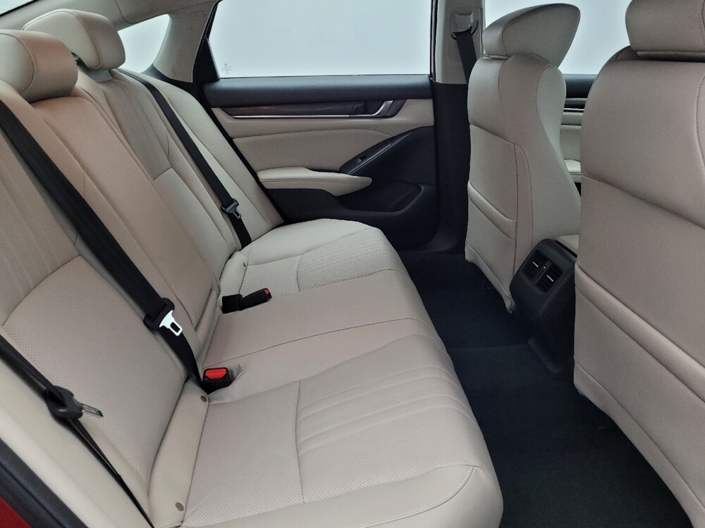2020 Honda Accord in Orlando, FL 32808 - 18091328 19