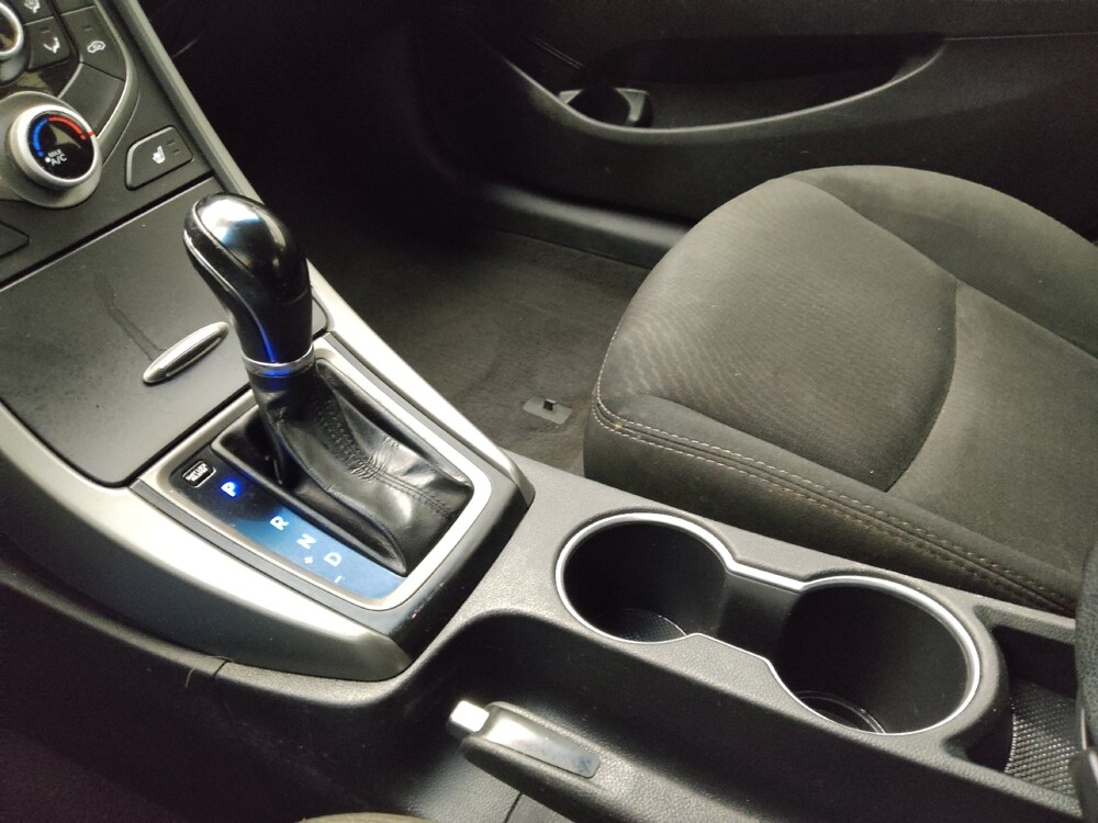 2016 Hyundai Elantra in Midlothian, IL 60445 - 18091330 26