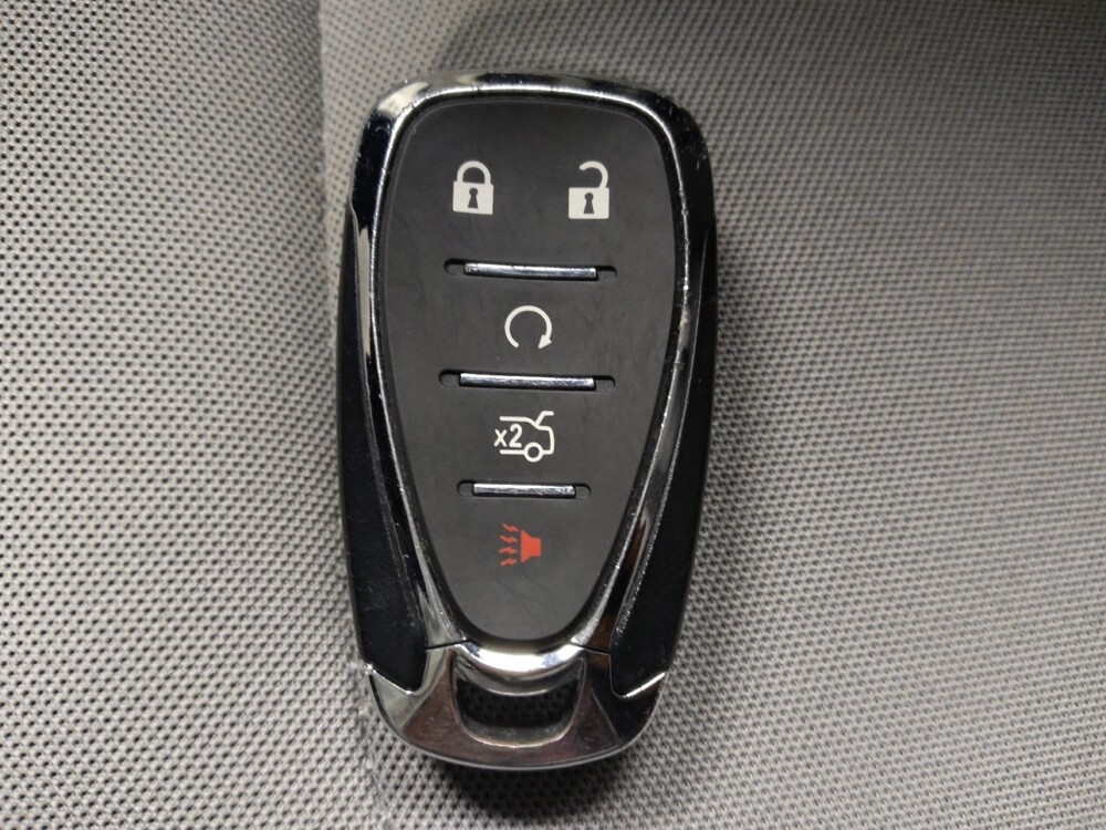 2018 Chevrolet Camaro in Houston, TX 77034 - 18091331 32