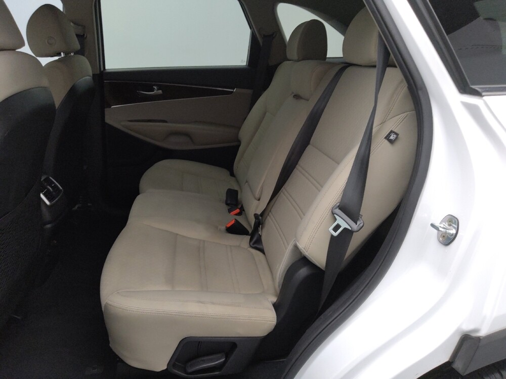 2018 Kia Sorento in St. Louis, MO 63136 - 18091333 18