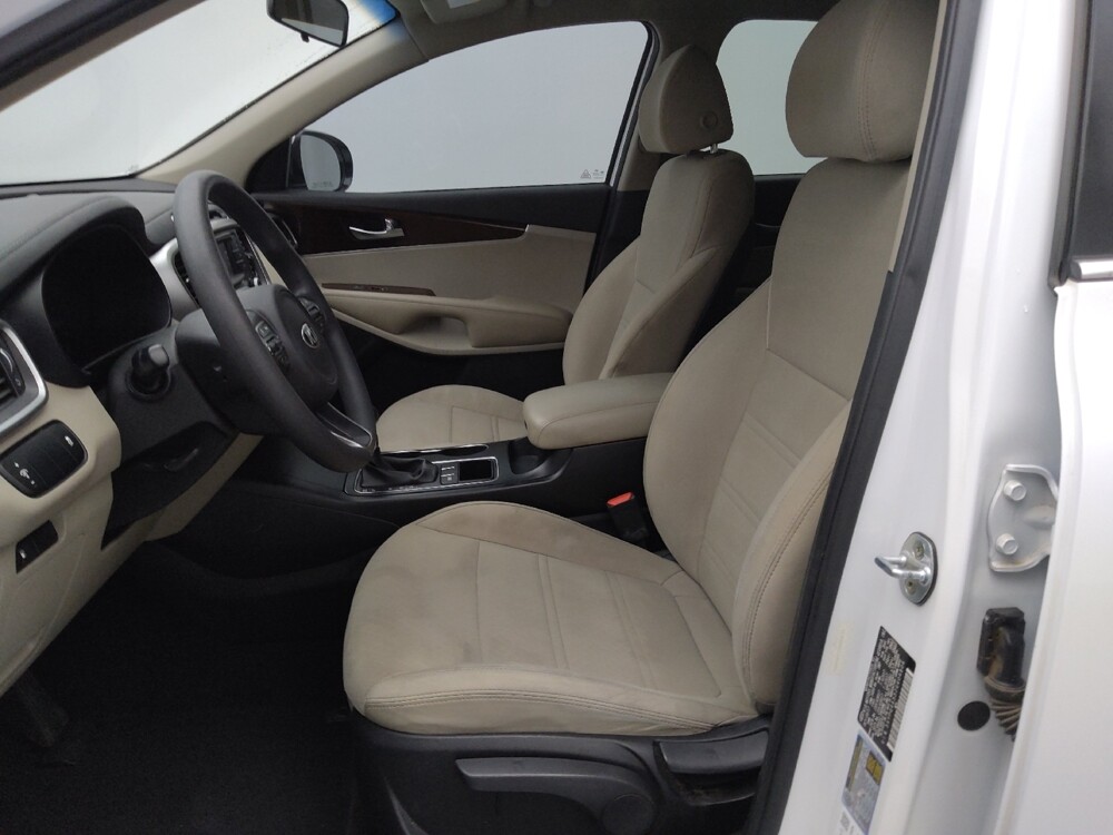 2018 Kia Sorento in St. Louis, MO 63136 - 18091333 17