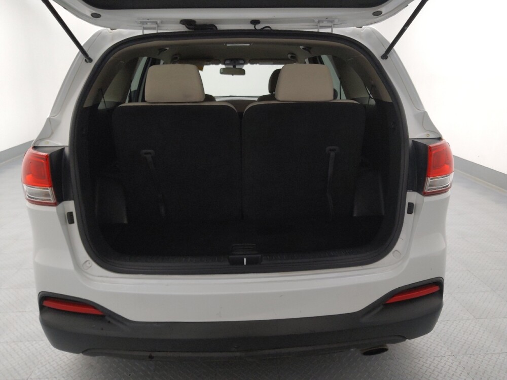 2018 Kia Sorento in St. Louis, MO 63136 - 18091333 29