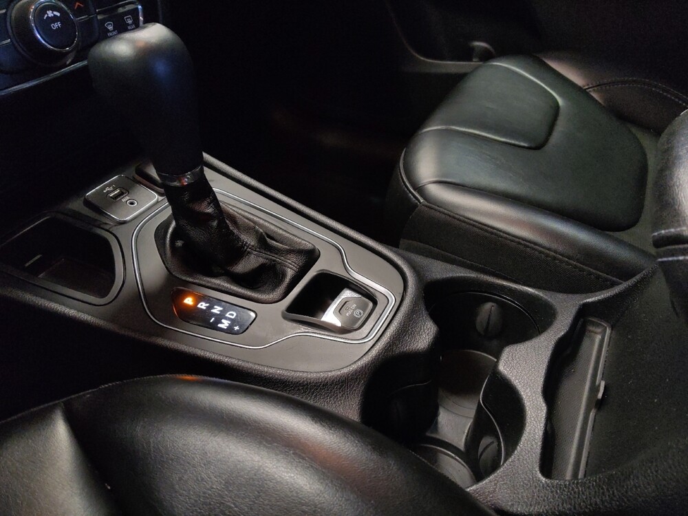 2020 Jeep Cherokee in Albuquerque, NM 87113 - 18091338 26