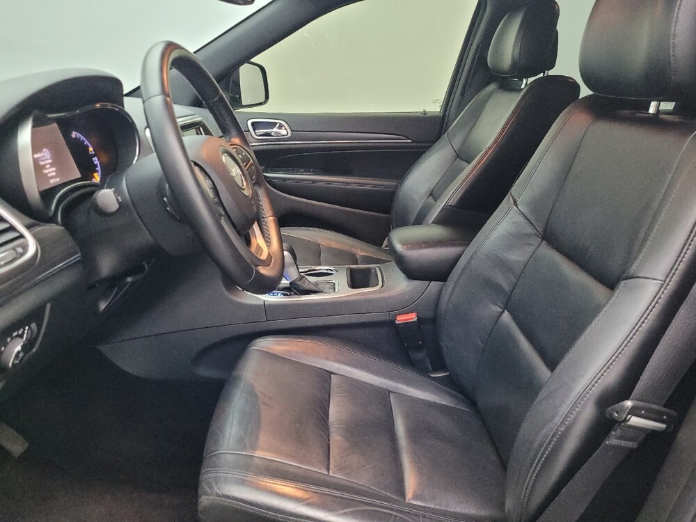 2018 Jeep Grand Cherokee in Jacksonville, FL 32210 - 18091342 17