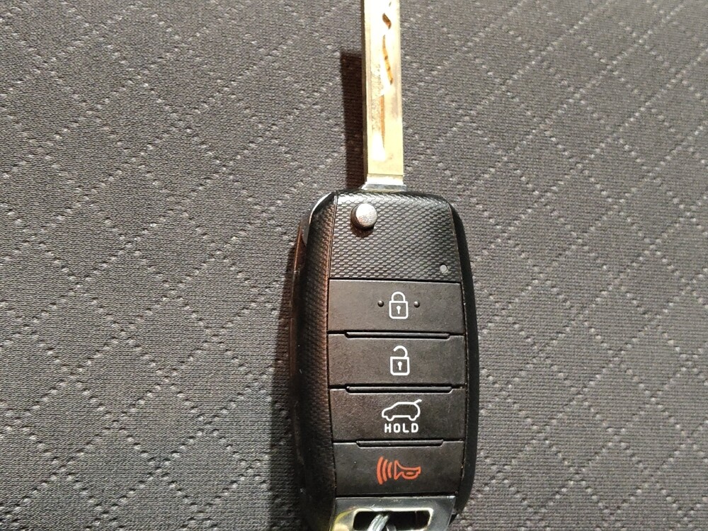 2020 Kia Sorento in El Paso, TX 79907 - 18091349 32