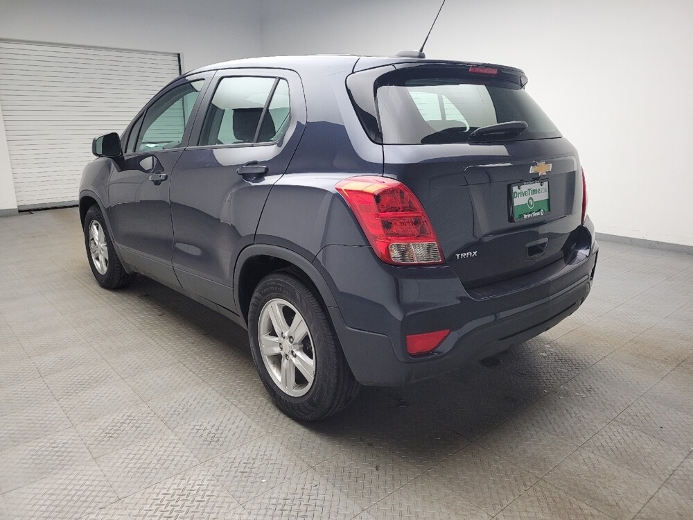 2019 Chevrolet Trax in Taylor, MI 48180 - 18091351 5