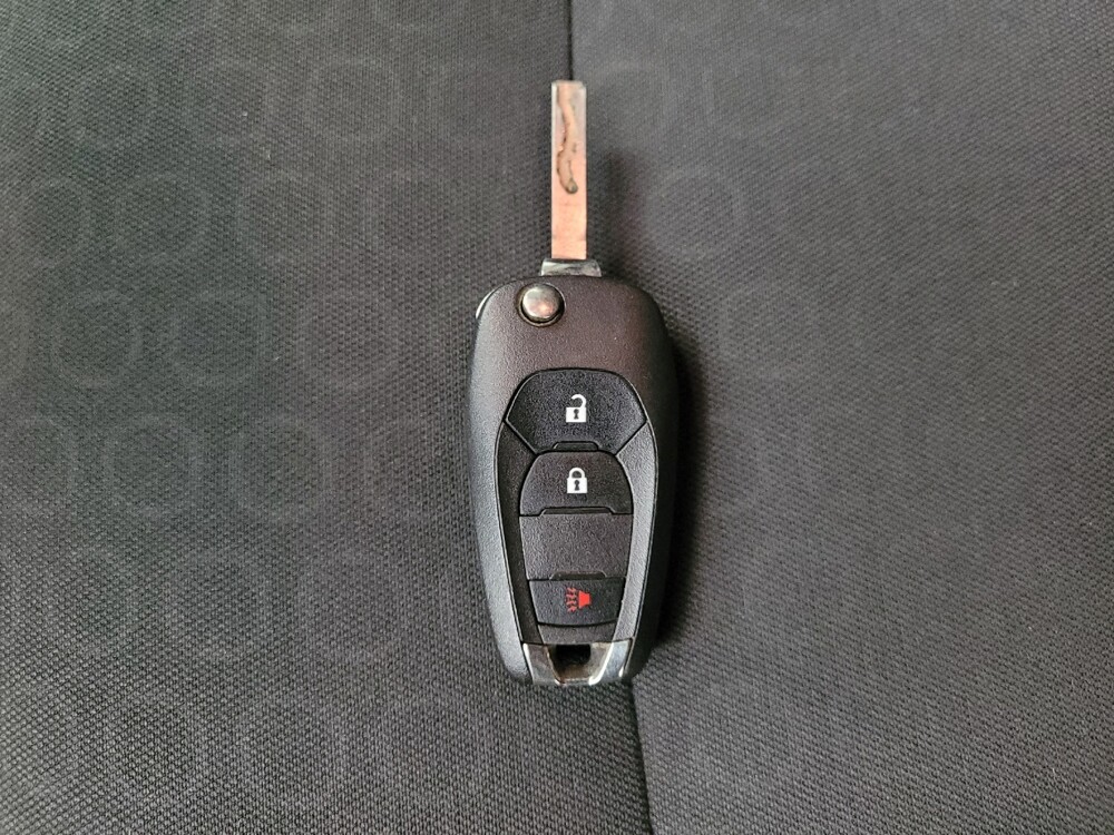 2019 Chevrolet Trax in Taylor, MI 48180 - 18091351 32