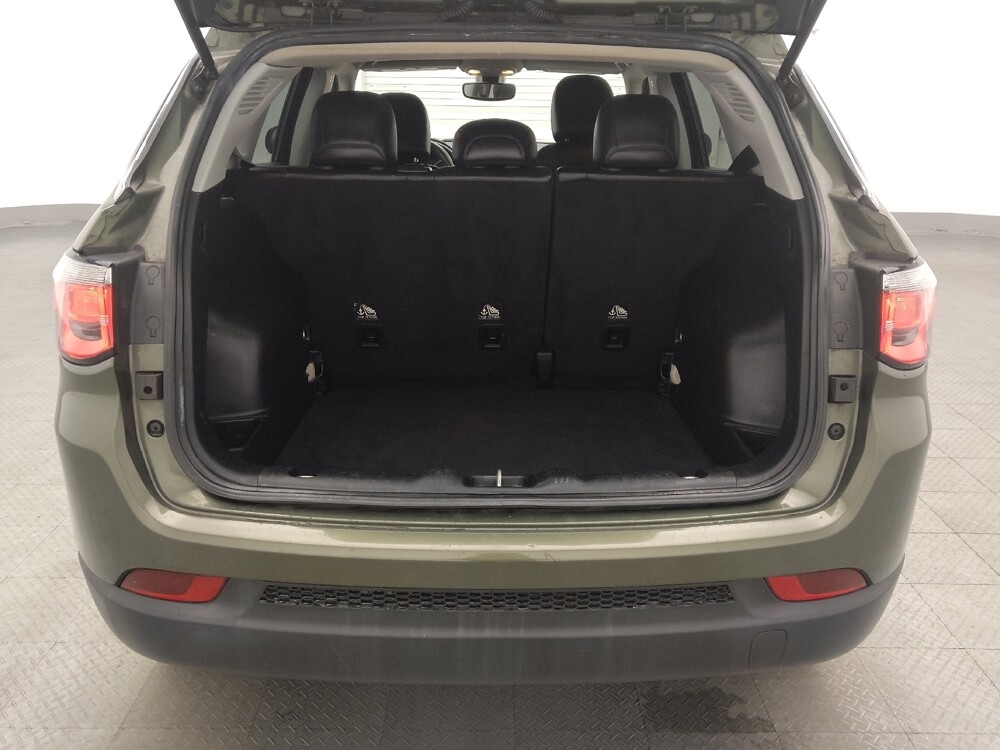 2017 Jeep Compass in Lauderdale Lakes, FL 33313 - 18091354 29