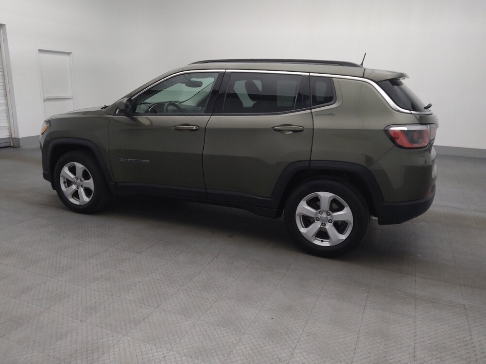 2017 Jeep Compass in Lauderdale Lakes, FL 33313 - 18091354 3