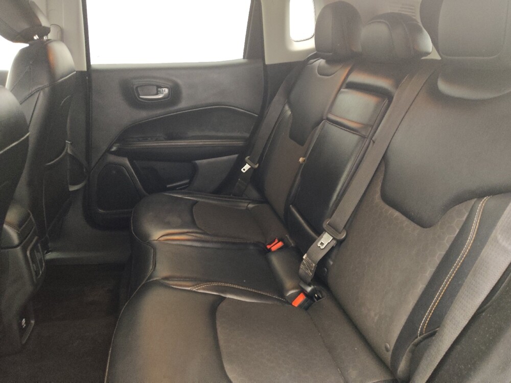 2017 Jeep Compass in Lauderdale Lakes, FL 33313 - 18091354 18