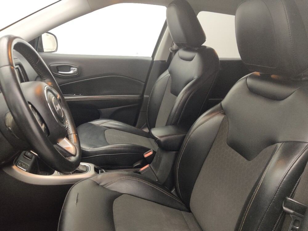 2017 Jeep Compass in Lauderdale Lakes, FL 33313 - 18091354 17