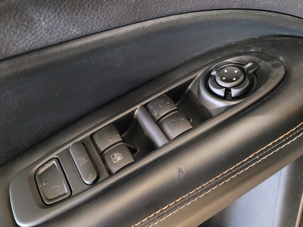 2017 Jeep Compass in Lauderdale Lakes, FL 33313 - 18091354 27