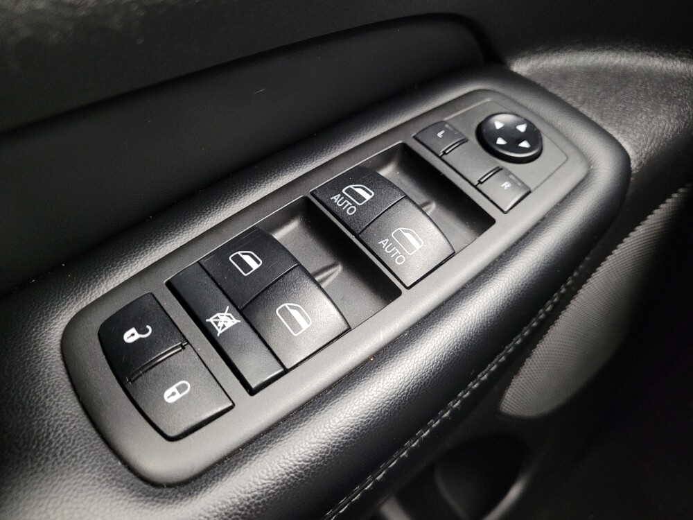 2021 Jeep Grand Cherokee in Taylor, MI 48180 - 18091356 27