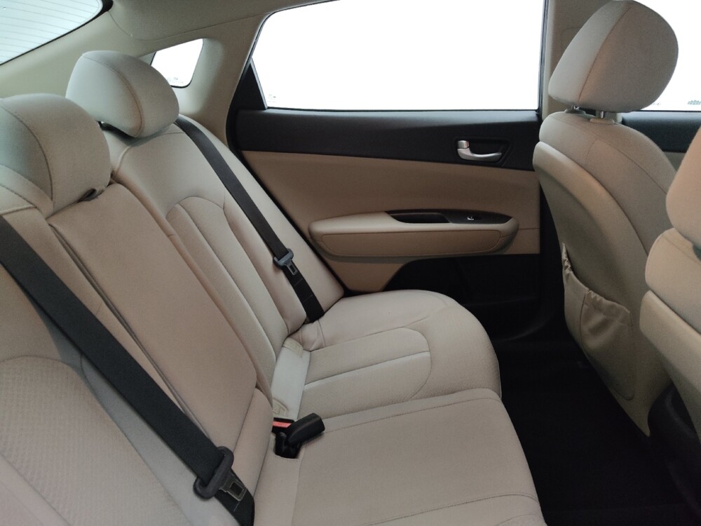 2017 Kia Optima in Midlothian, IL 60445 - 18091358 19