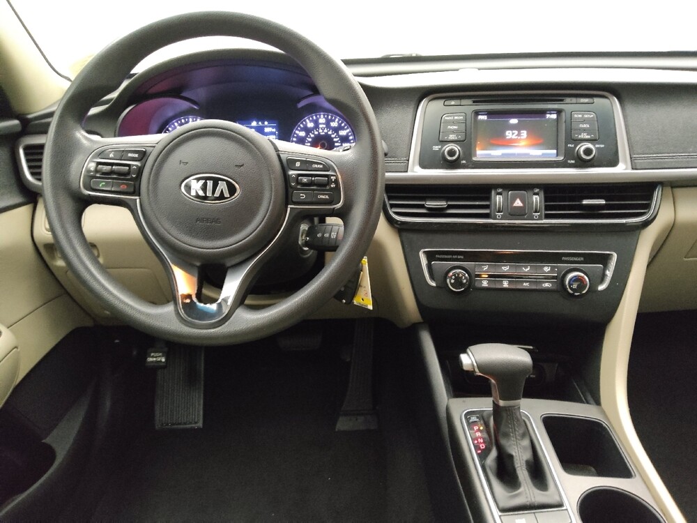 2017 Kia Optima in Midlothian, IL 60445 - 18091358 22