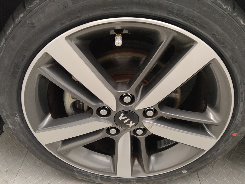 2017 Kia Forte in Marietta, GA 30062 - 18091360 31