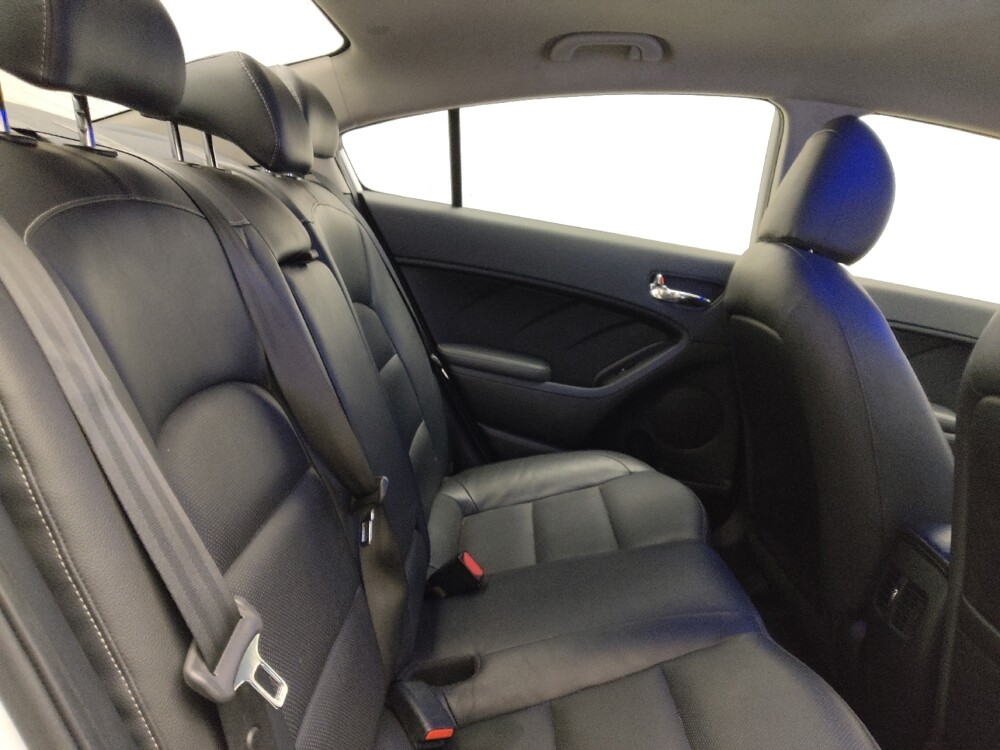 2017 Kia Forte in Marietta, GA 30062 - 18091360 19