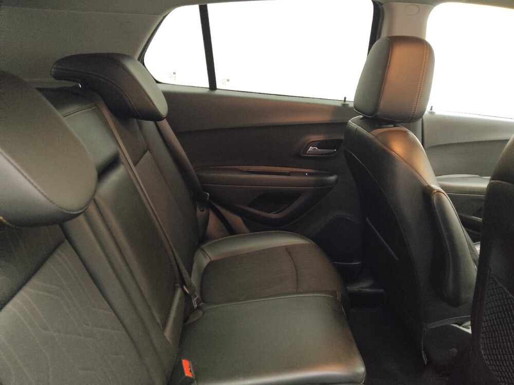 2019 Chevrolet Trax in Midlothian, IL 60445 - 18091363 21