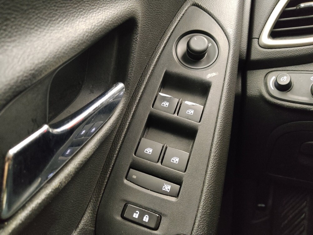 2019 Chevrolet Trax in Midlothian, IL 60445 - 18091363 27