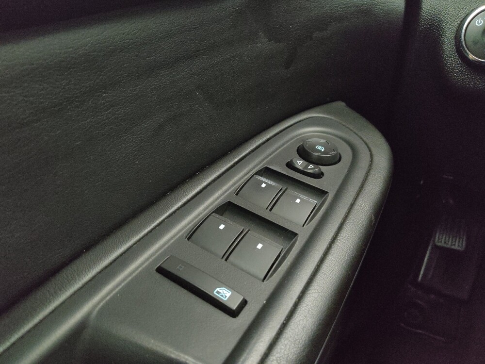 2015 Chevrolet Traverse in Midlothian, IL 60445 - 18091364 27