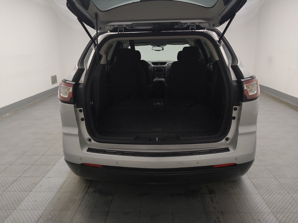 2015 Chevrolet Traverse in Midlothian, IL 60445 - 18091364 29