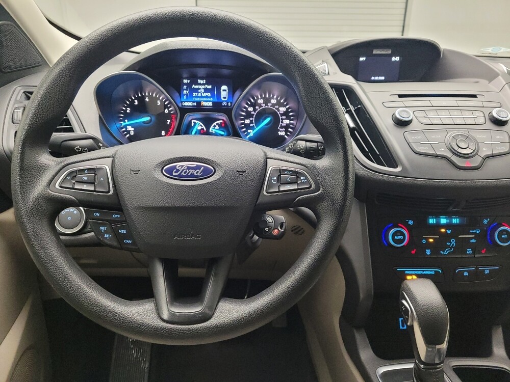 2018 Ford Escape in Taylor, MI 48180 - 18091368 22