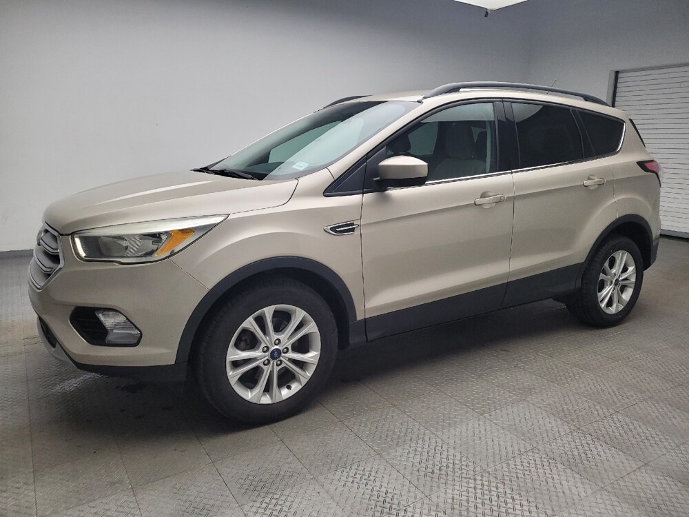 2018 Ford Escape in Taylor, MI 48180 - 18091368 2