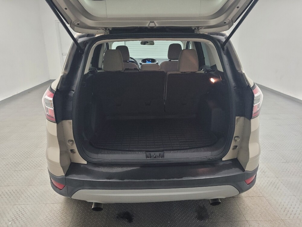 2018 Ford Escape in Taylor, MI 48180 - 18091368 29