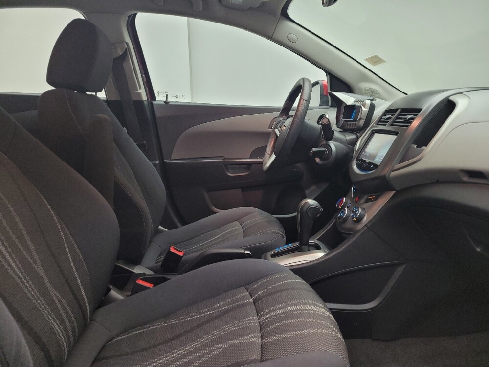 2016 Chevrolet Sonic in Taylor, MI 48180 - 18091375 21