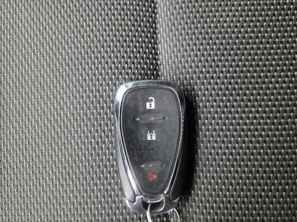 2020 Chevrolet Traverse in Ft Wayne, IN 46805 - 18091377 32